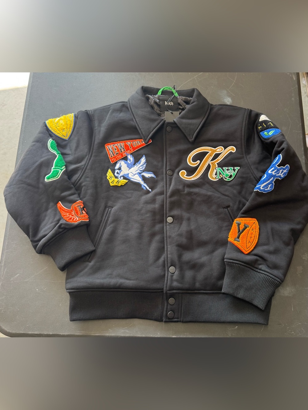 Kith Kids NY to The World Varsity Coaches Jacket XL 14/16 New - Picture 6 of 7